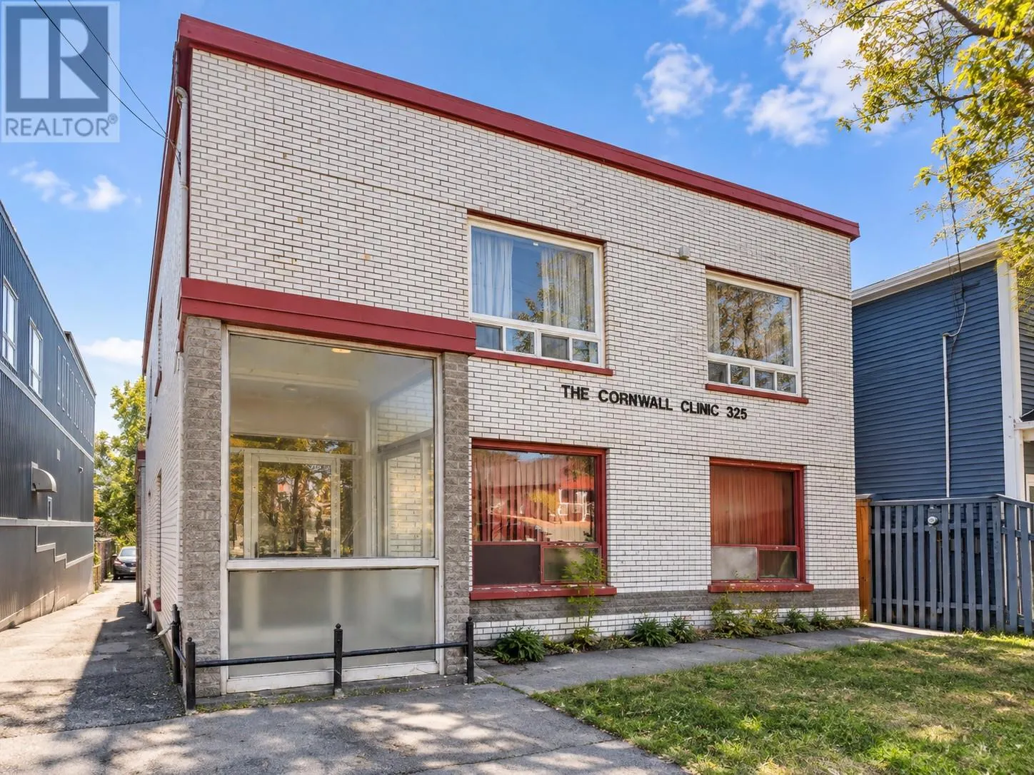 325 Hamilton Avenue