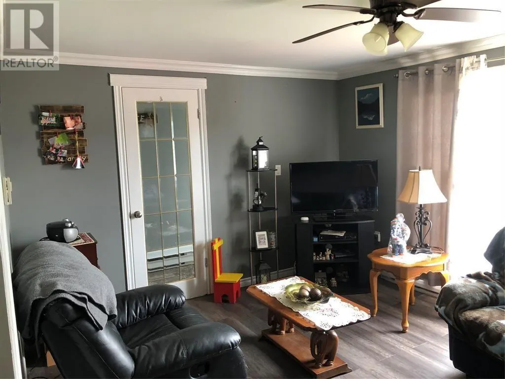 39 Shaheen Crescent