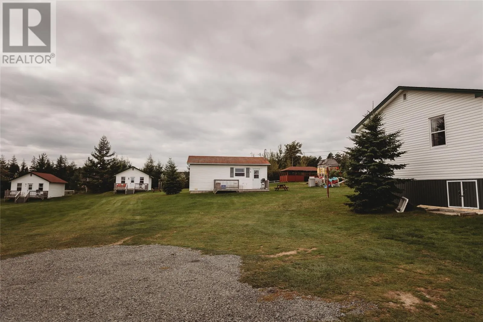 38 Beach Road