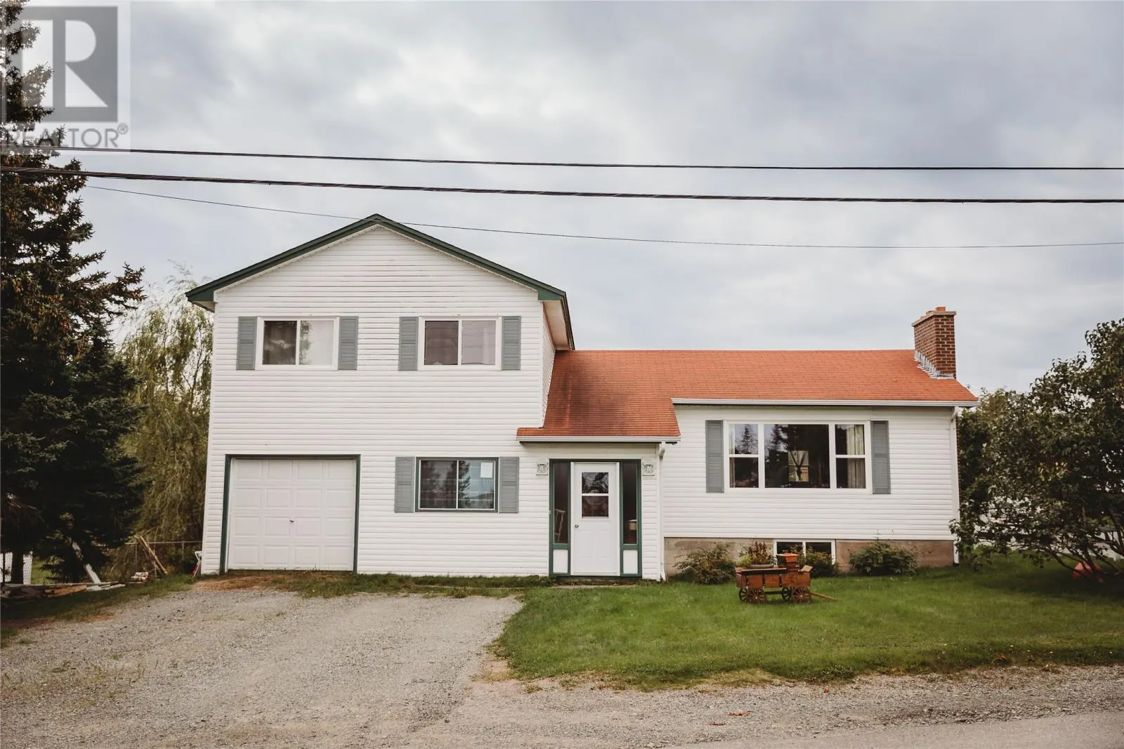 38 Beach Road