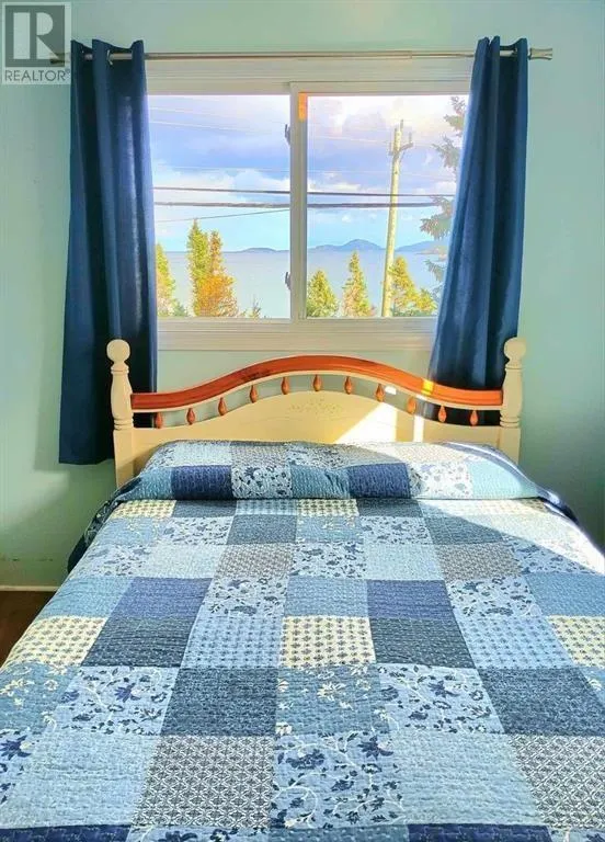 38 Beach Road