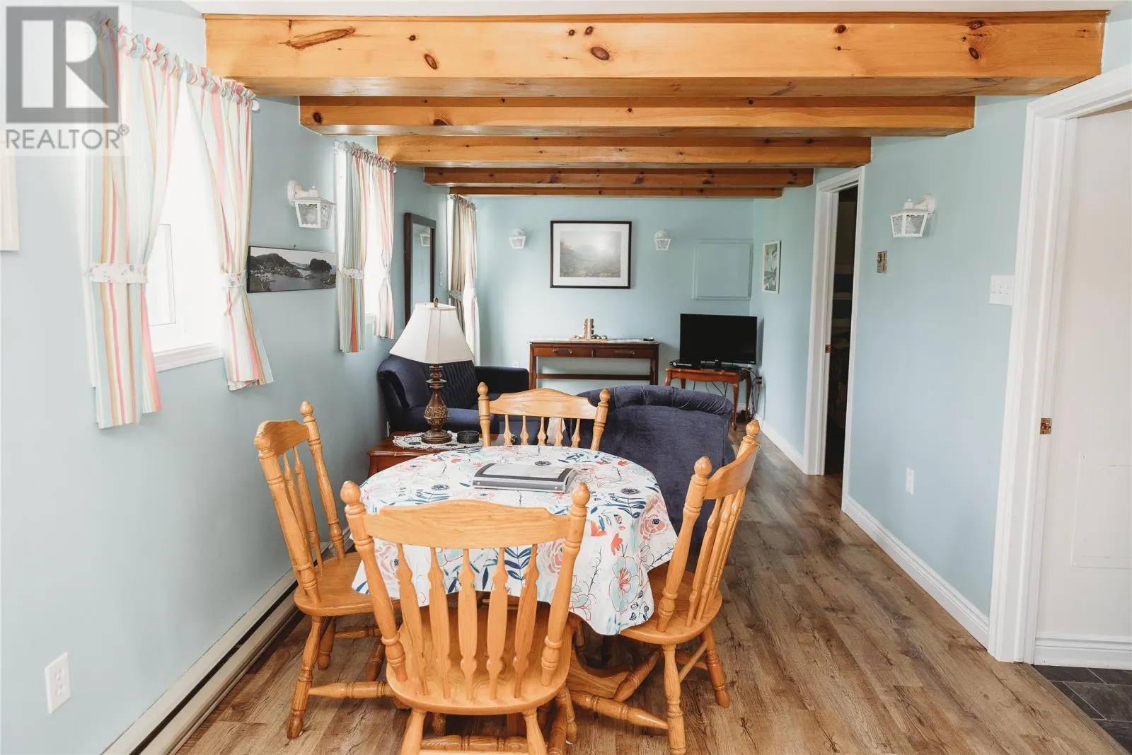 38 Beach Road