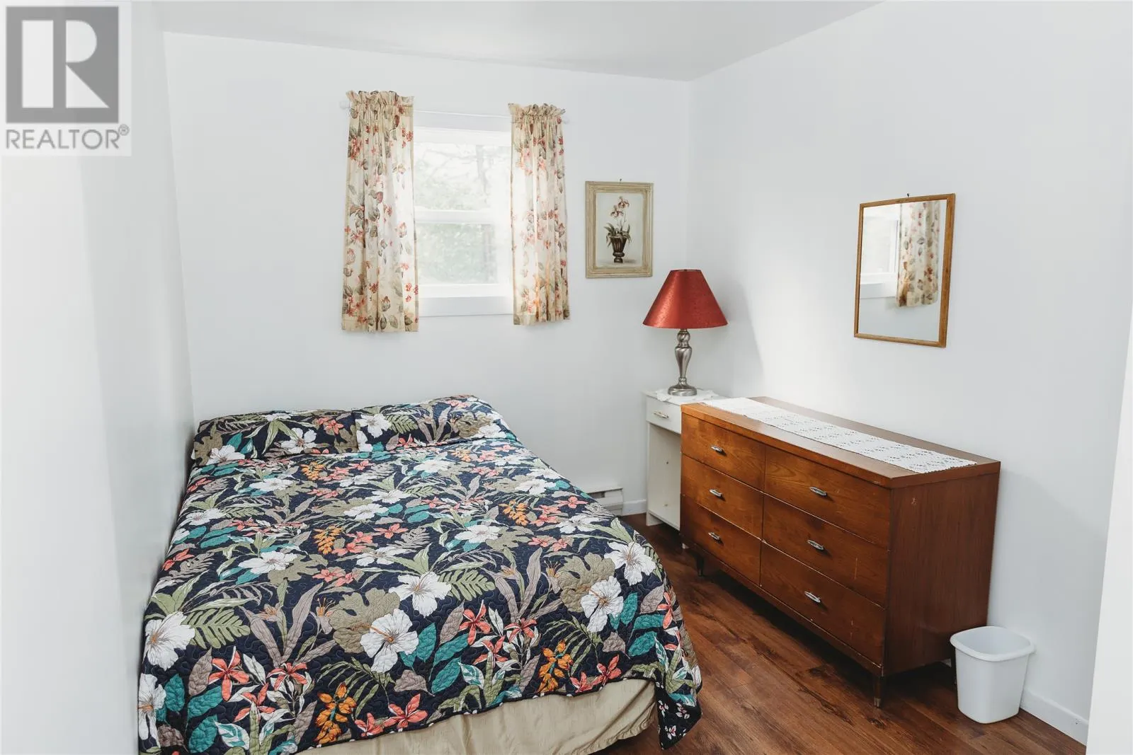 38 Beach Road