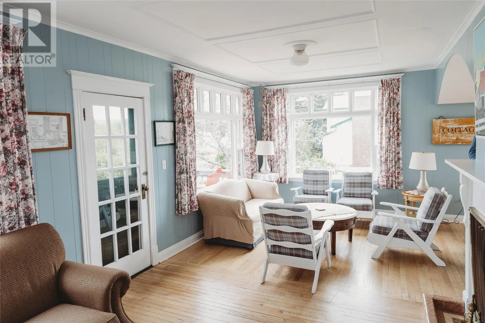38 Beach Road