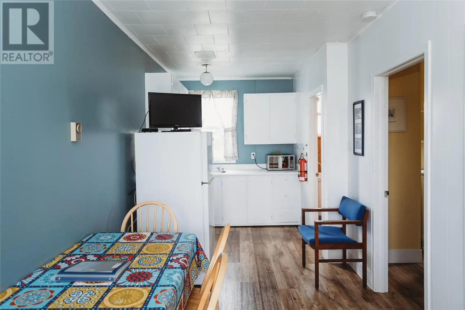 38 Beach Road
