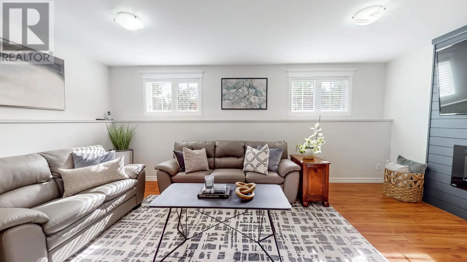 5 Ellard Place