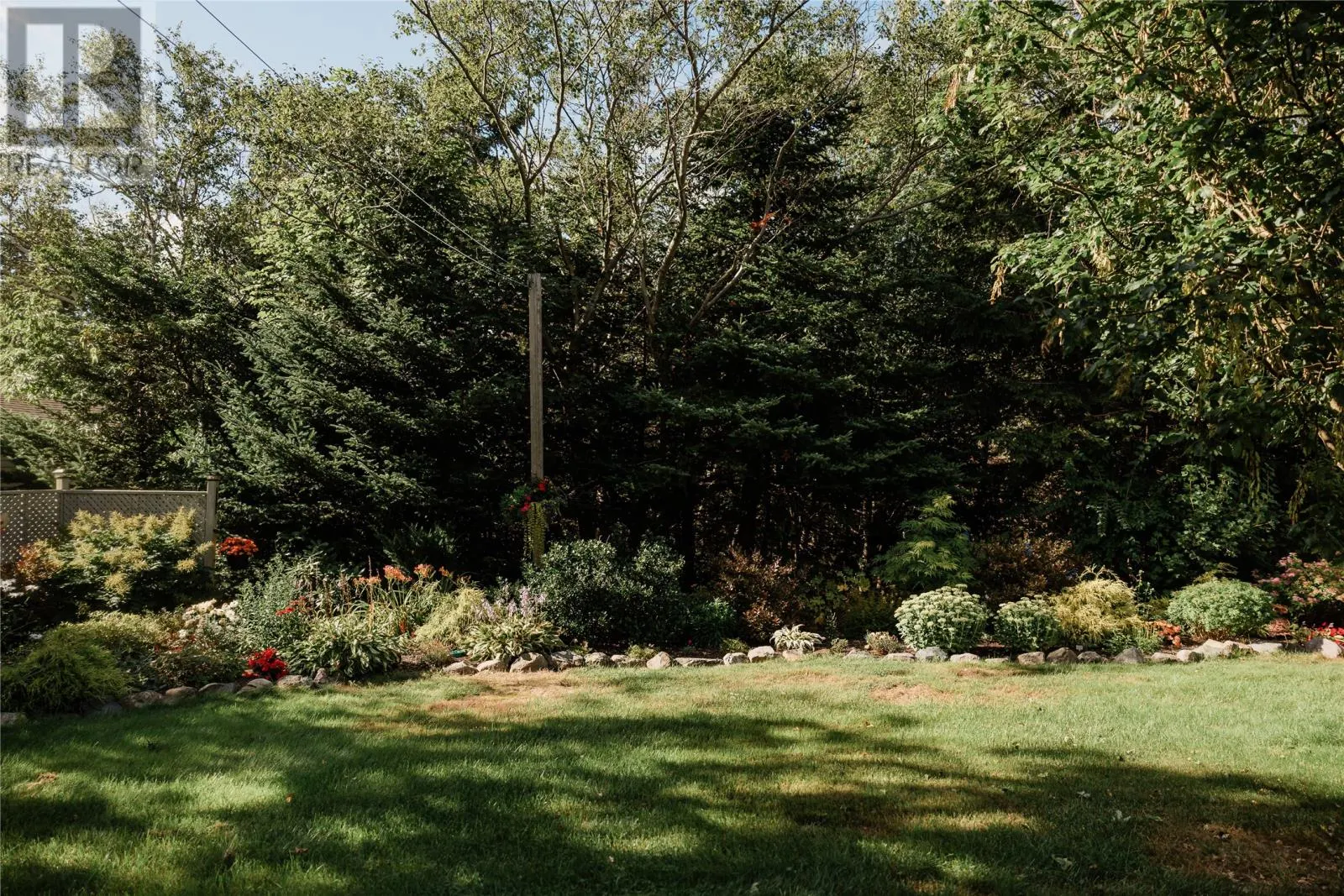5 Ellard Place