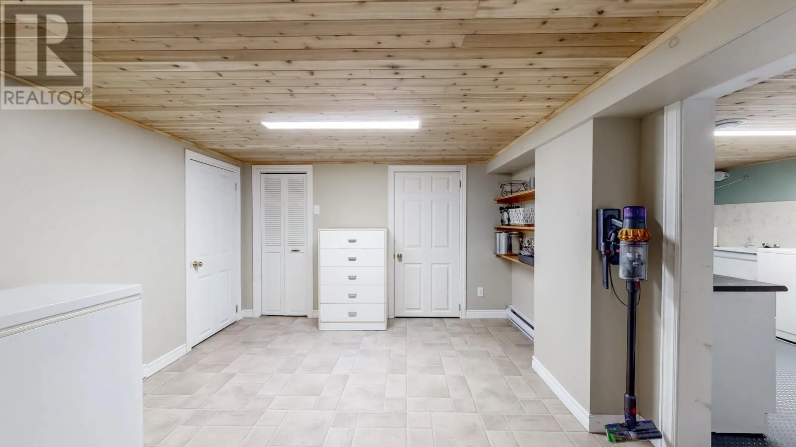 5 Ellard Place
