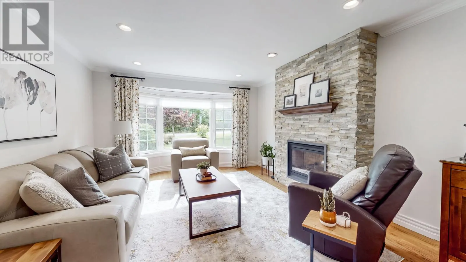 5 Ellard Place