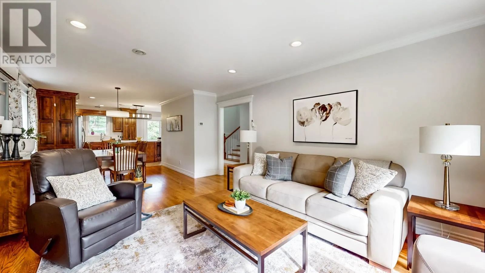 5 Ellard Place
