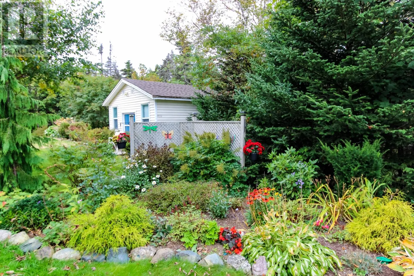 5 Ellard Place