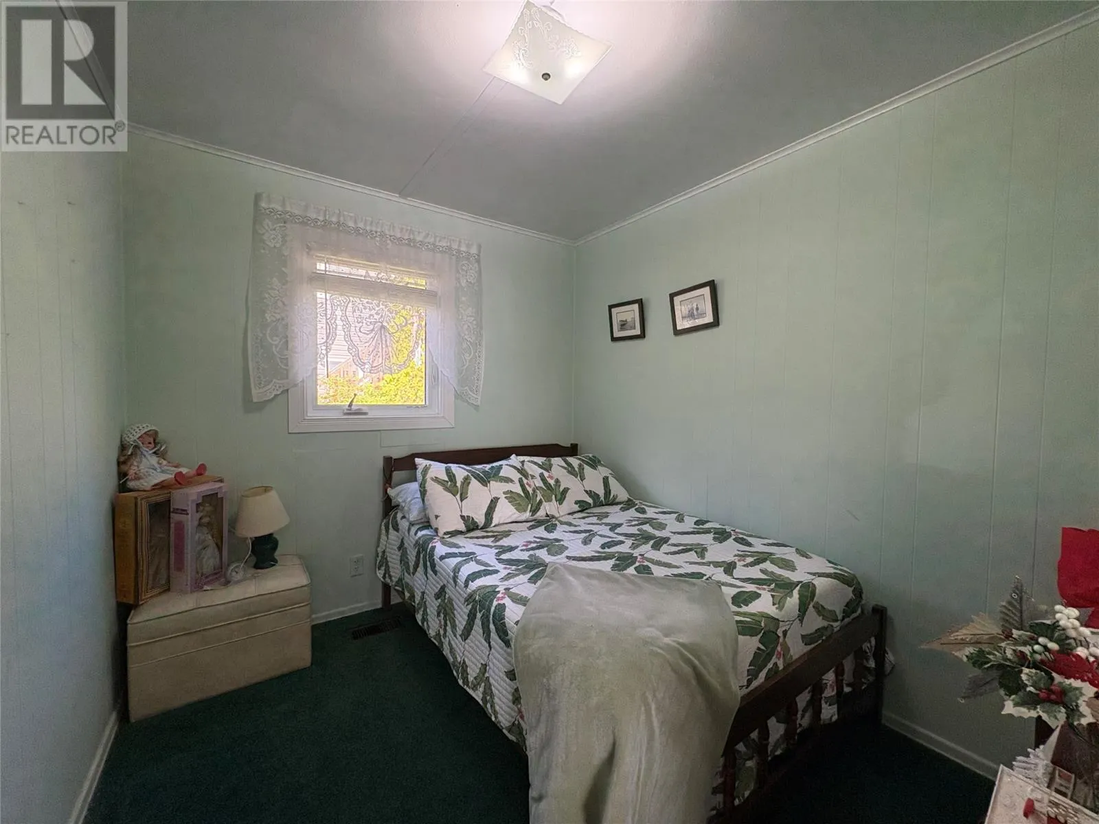 10 Linds Road