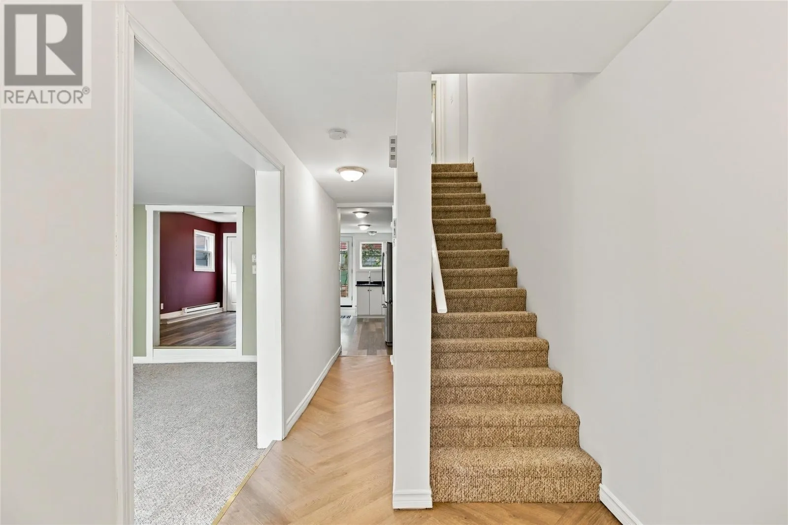 8 Charlton Street