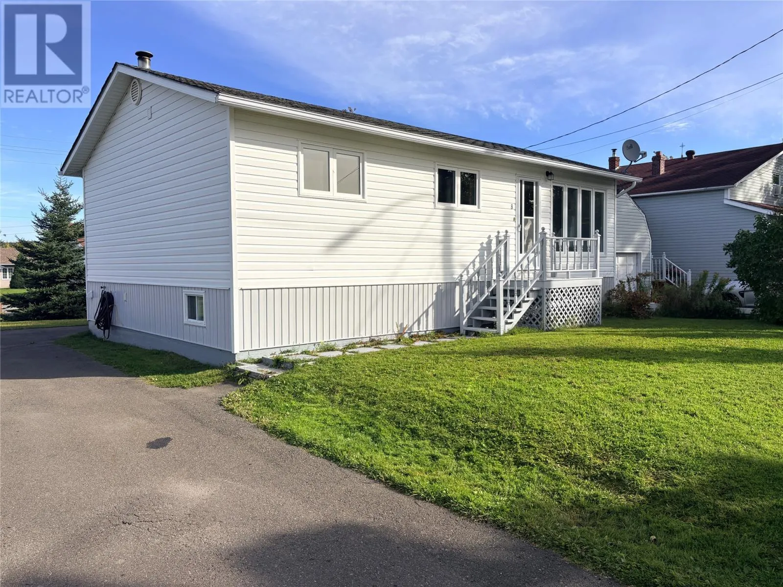 8 Fairview Street