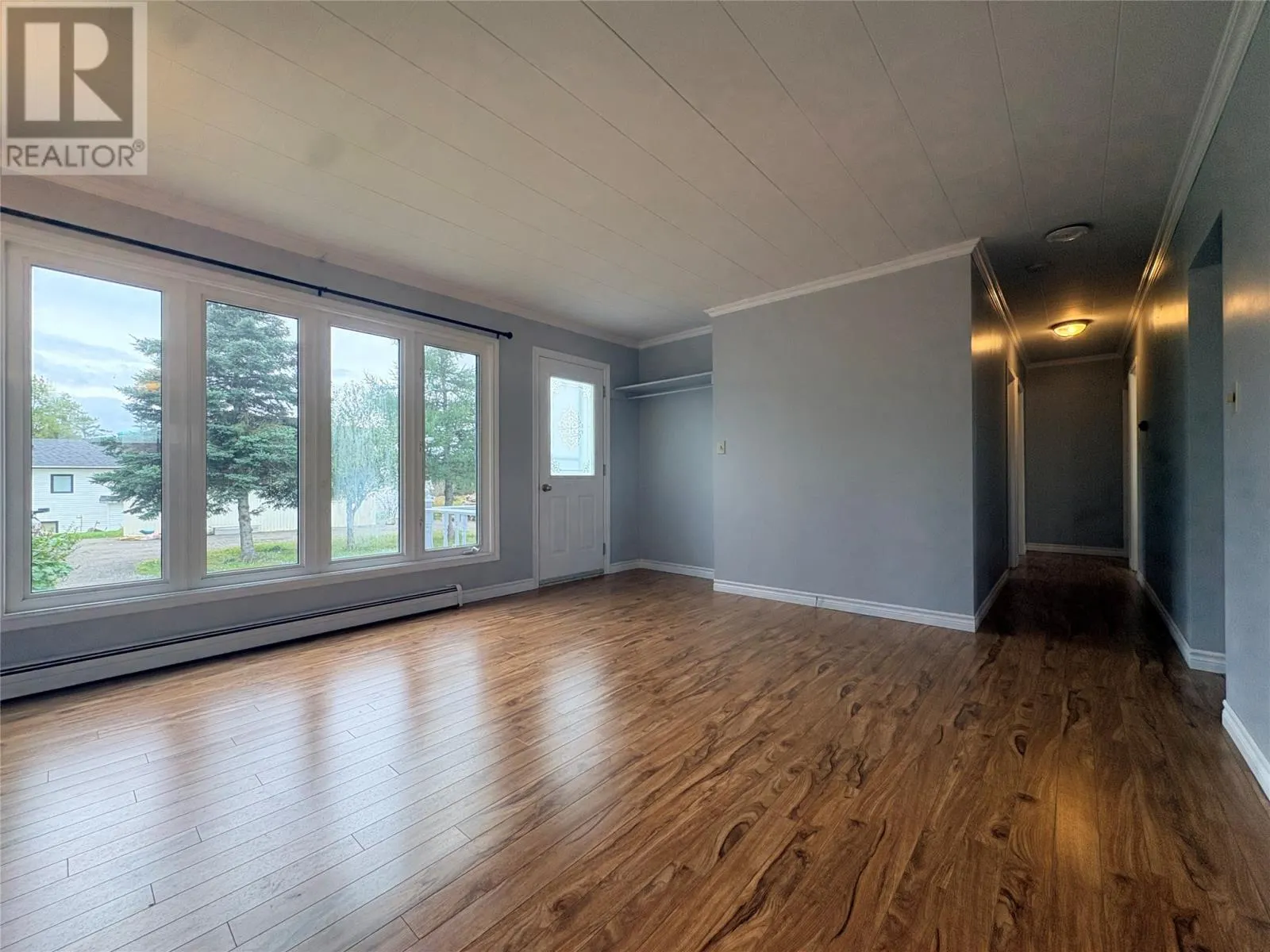 8 Fairview Street