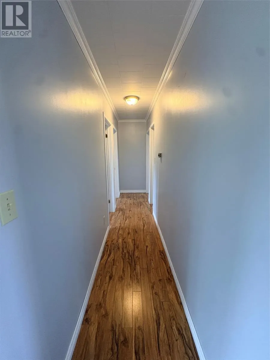 8 Fairview Street