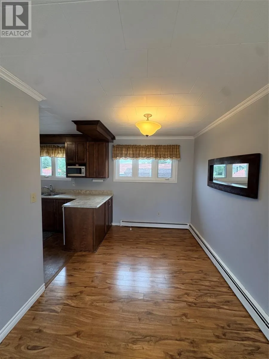 8 Fairview Street