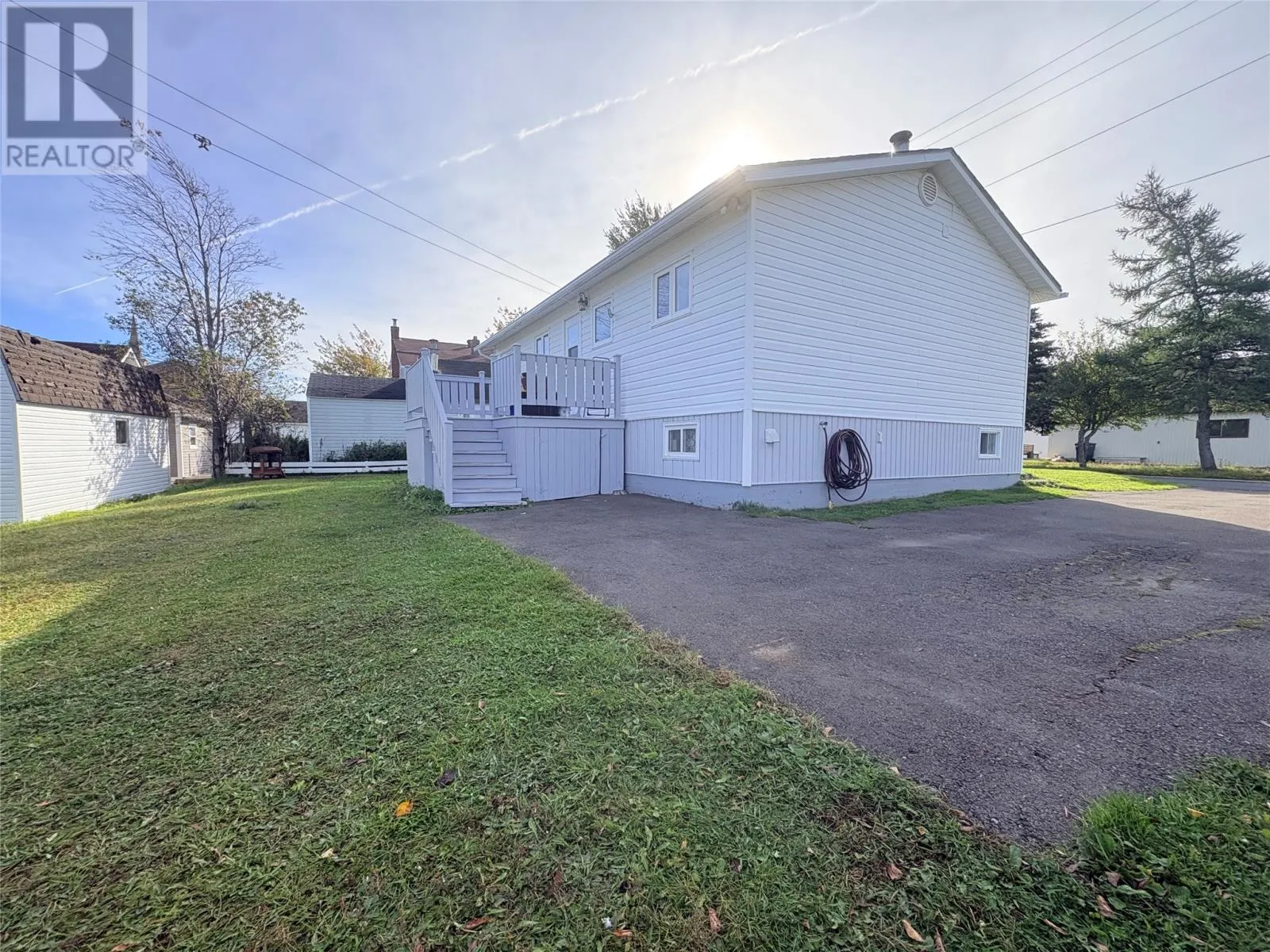 8 Fairview Street