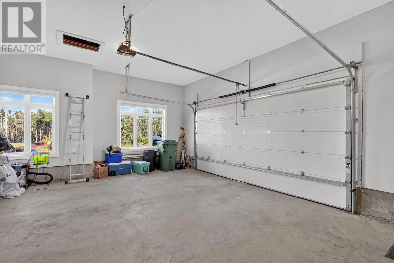34 EDGEWATER Lane