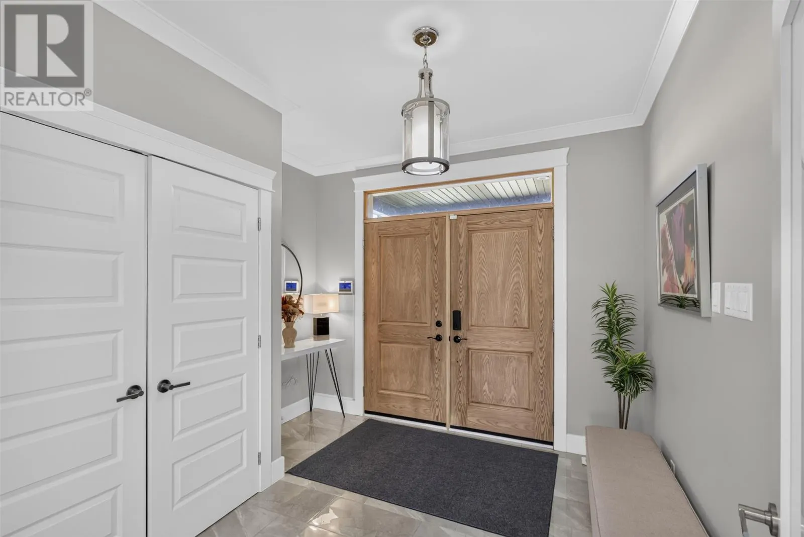 34 EDGEWATER Lane