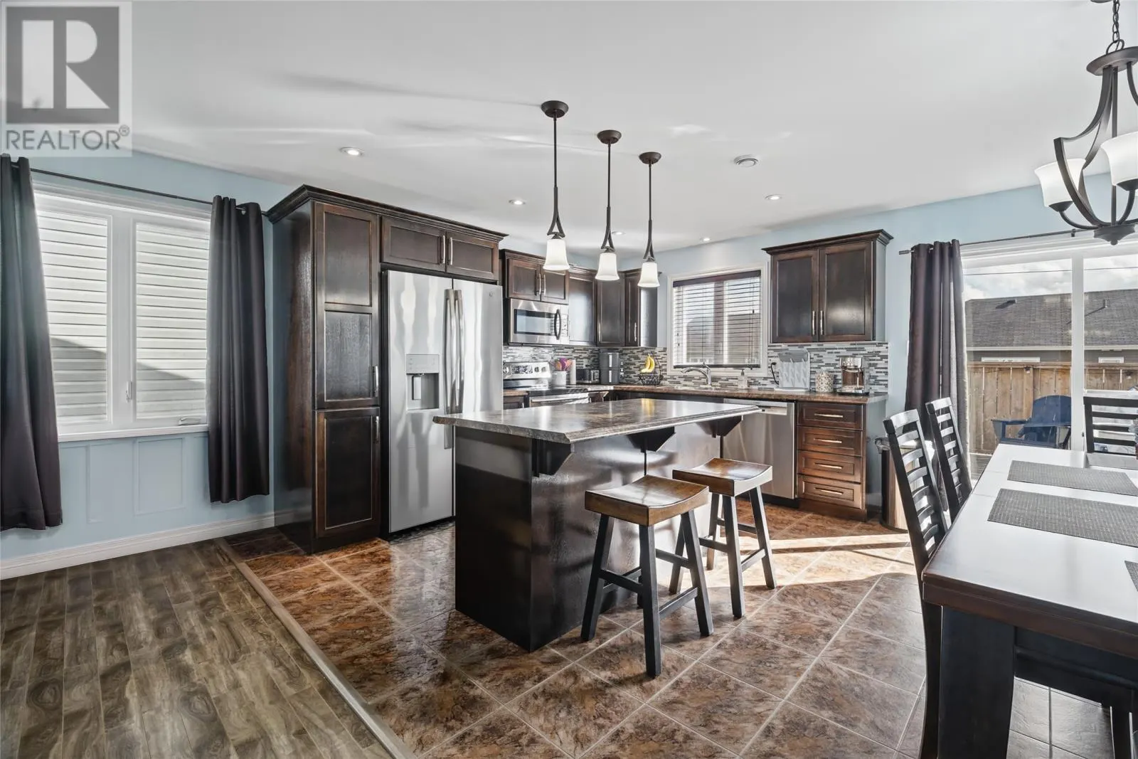 40 Finlaystone Drive