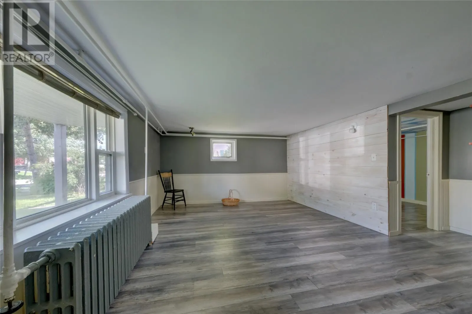 129 Country Road