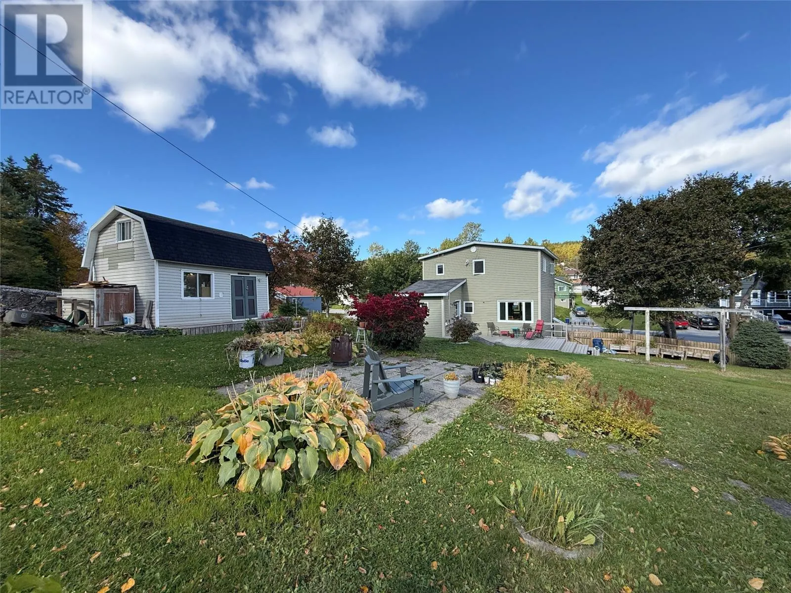129 Country Road