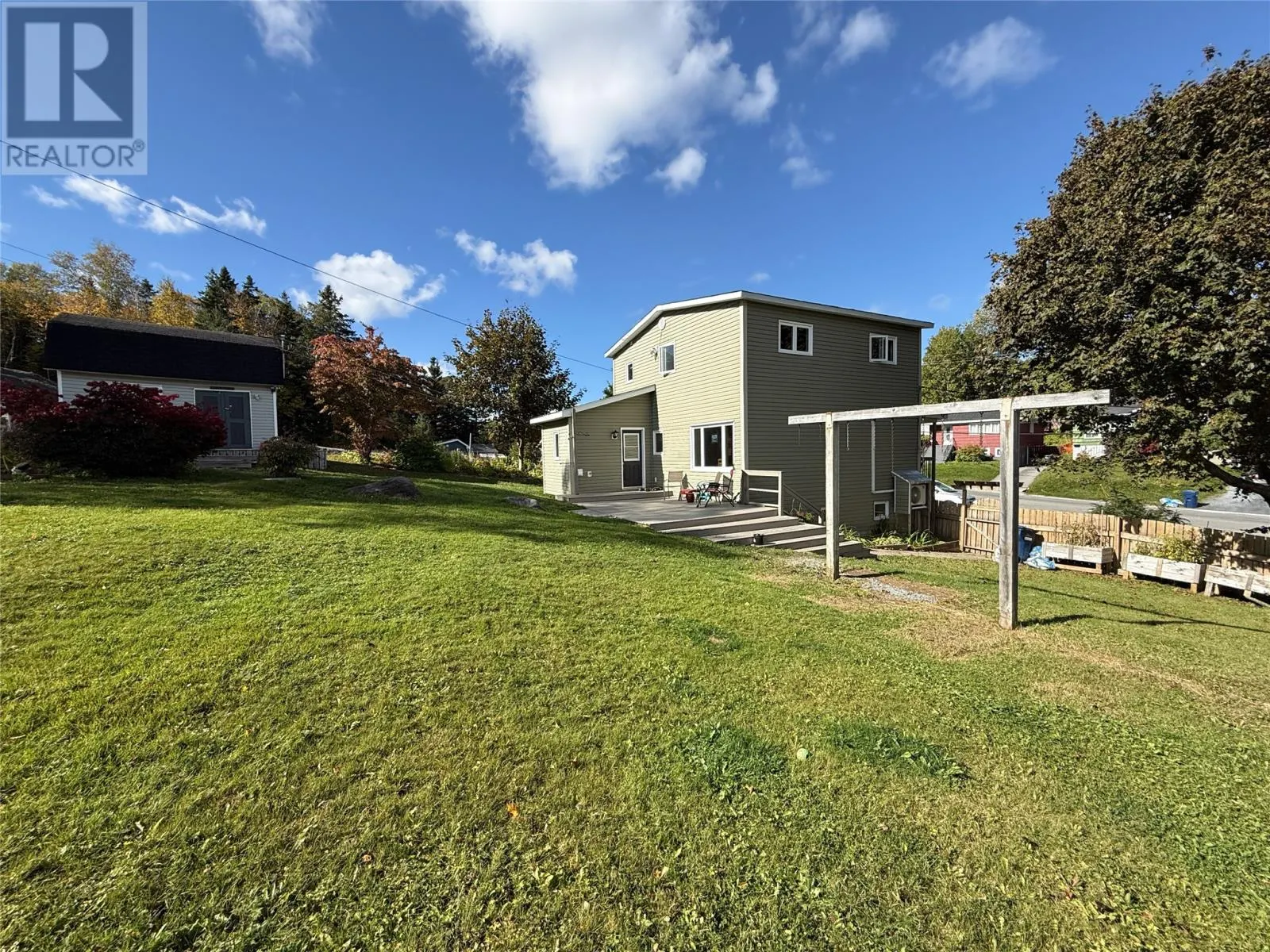 129 Country Road