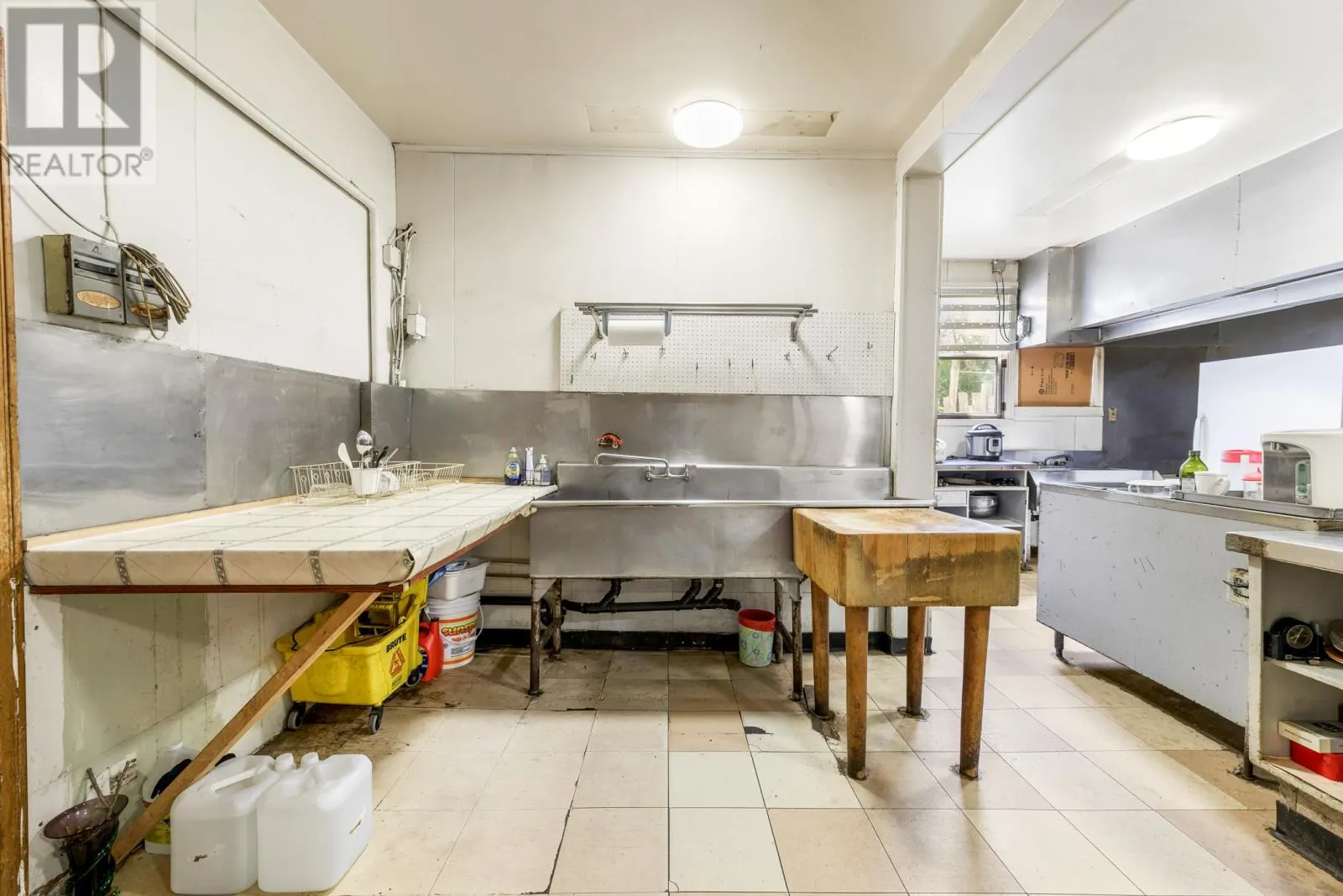 210 Pennywell Road