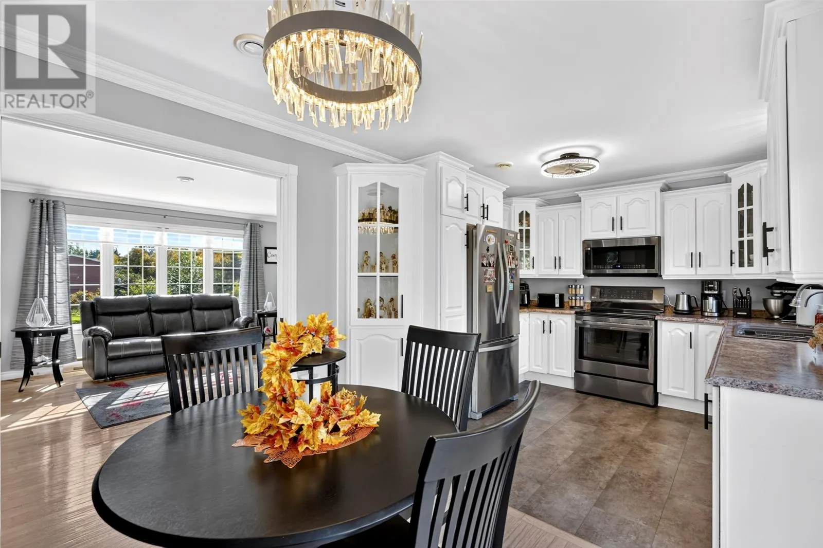 18 Shaheen Crescent
