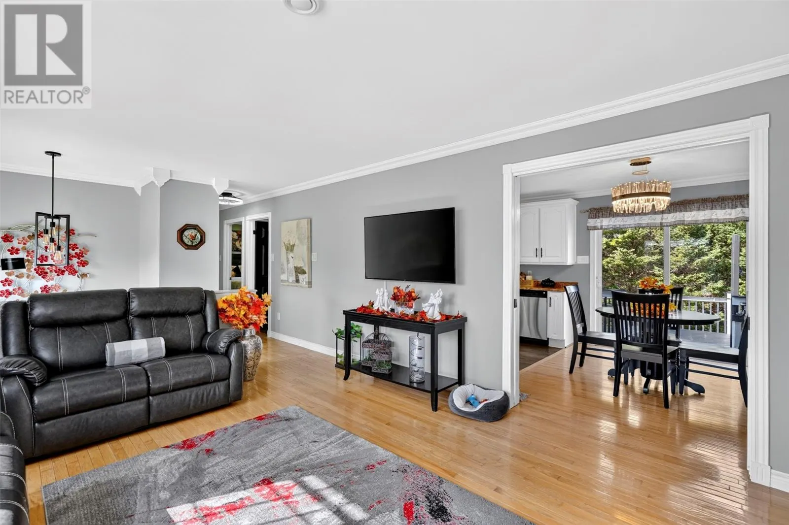 18 Shaheen Crescent