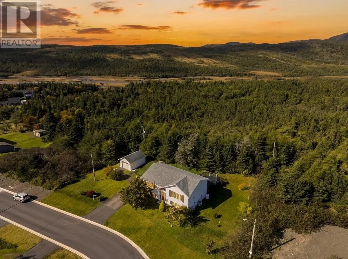 18 Shaheen Crescent