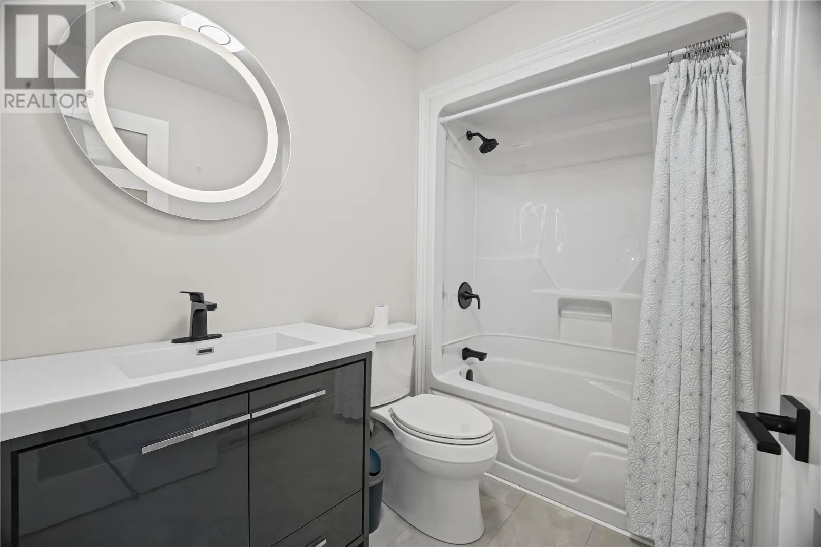 5 Nicholas Quinn Place