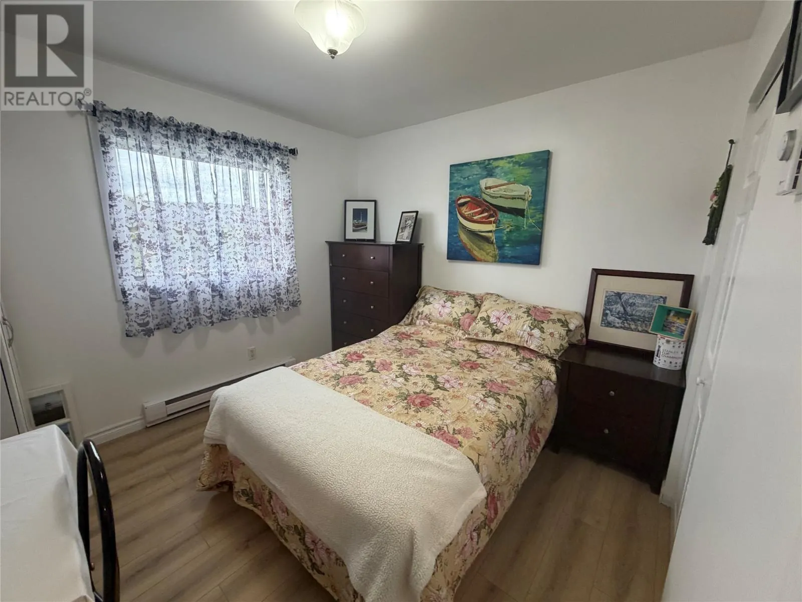 4 Rectory Avenue