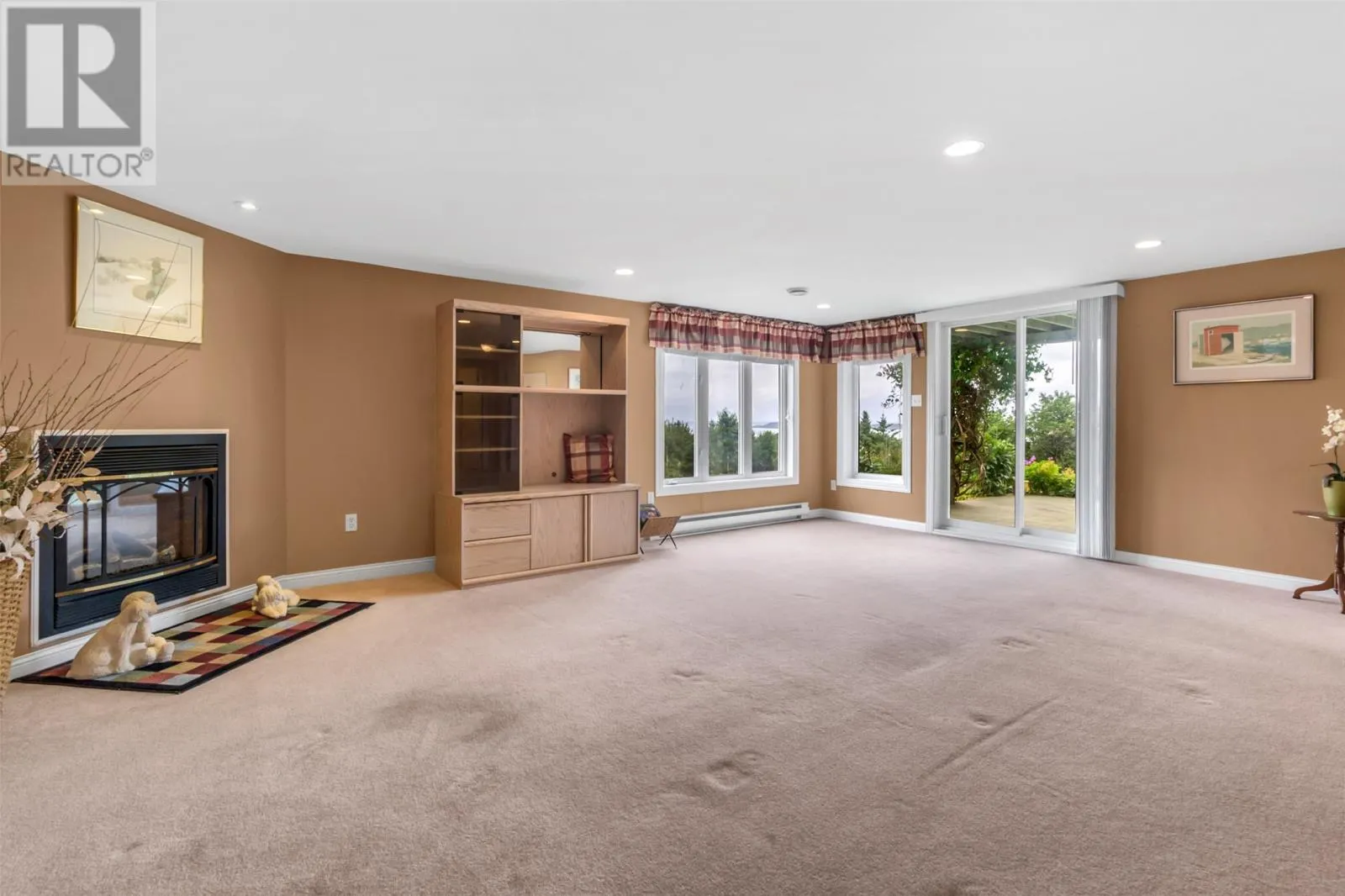 26 Spruce Hill Place