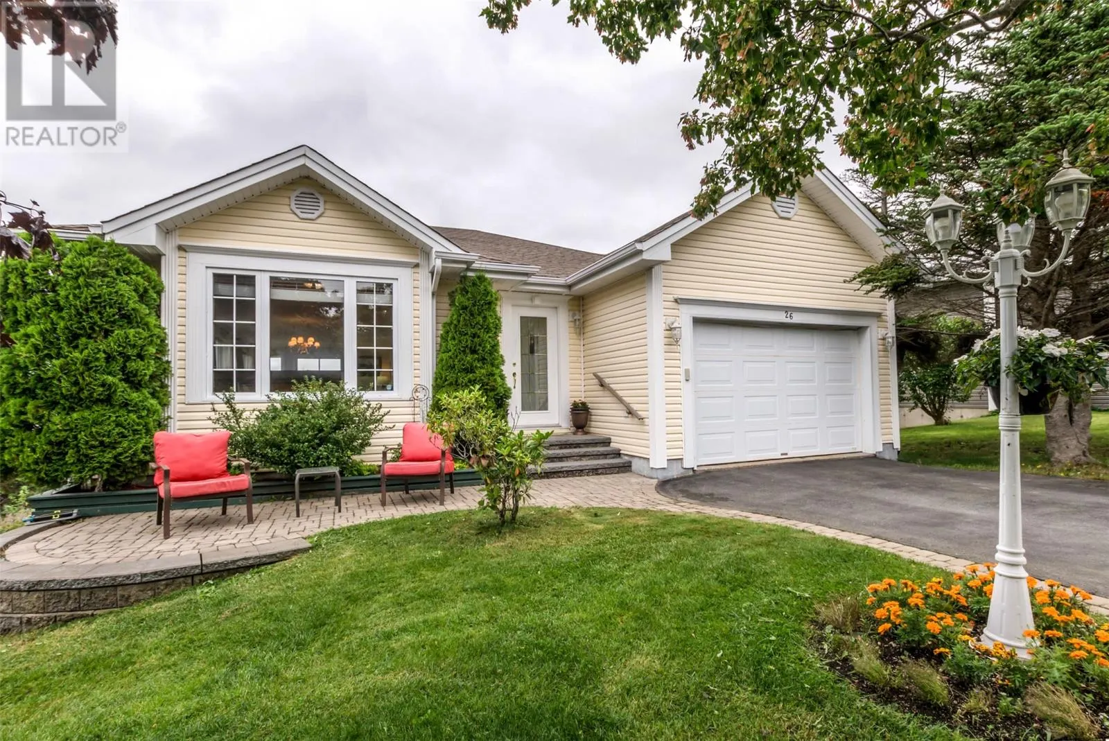 26 Spruce Hill Place