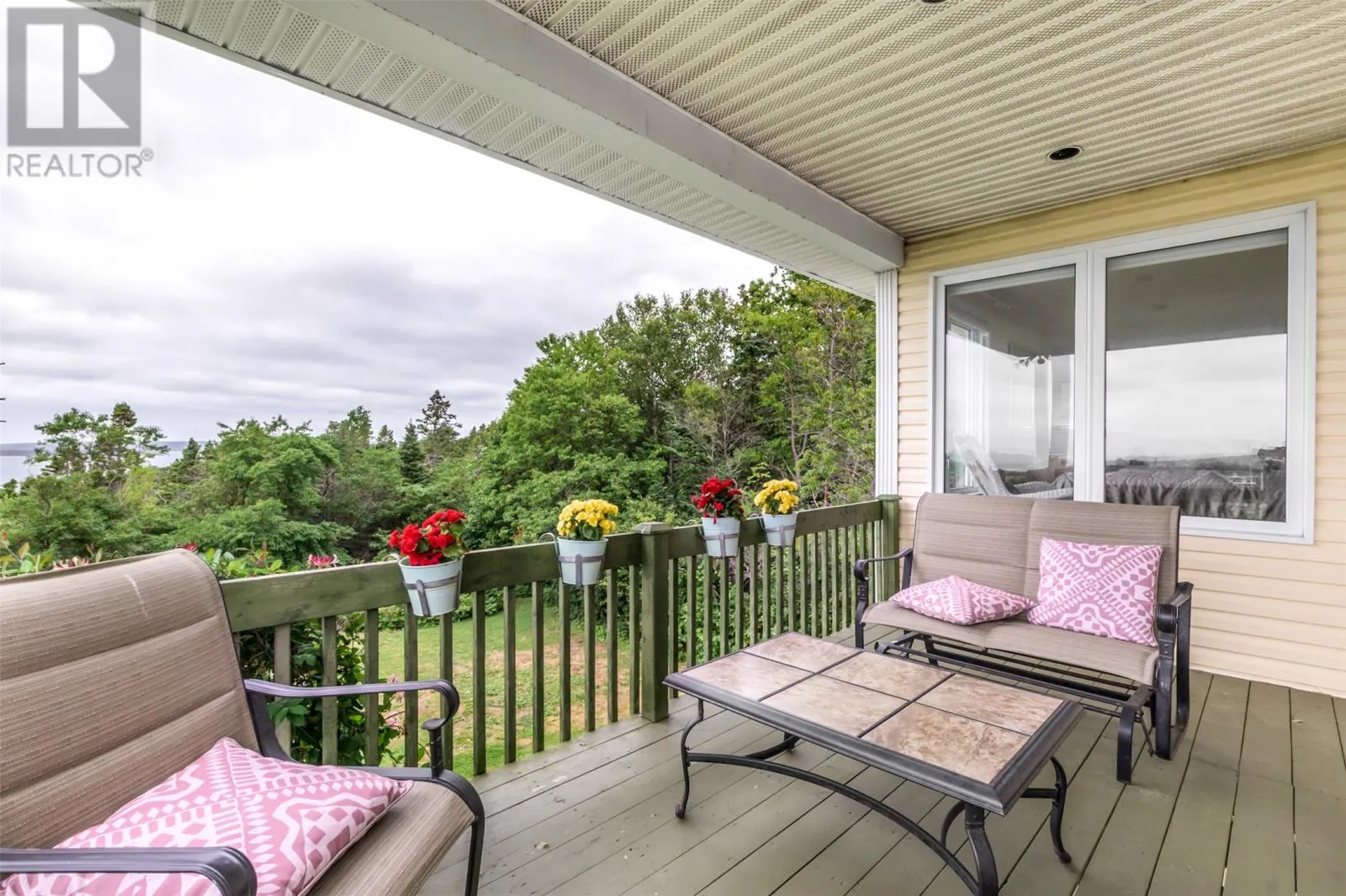 26 Spruce Hill Place