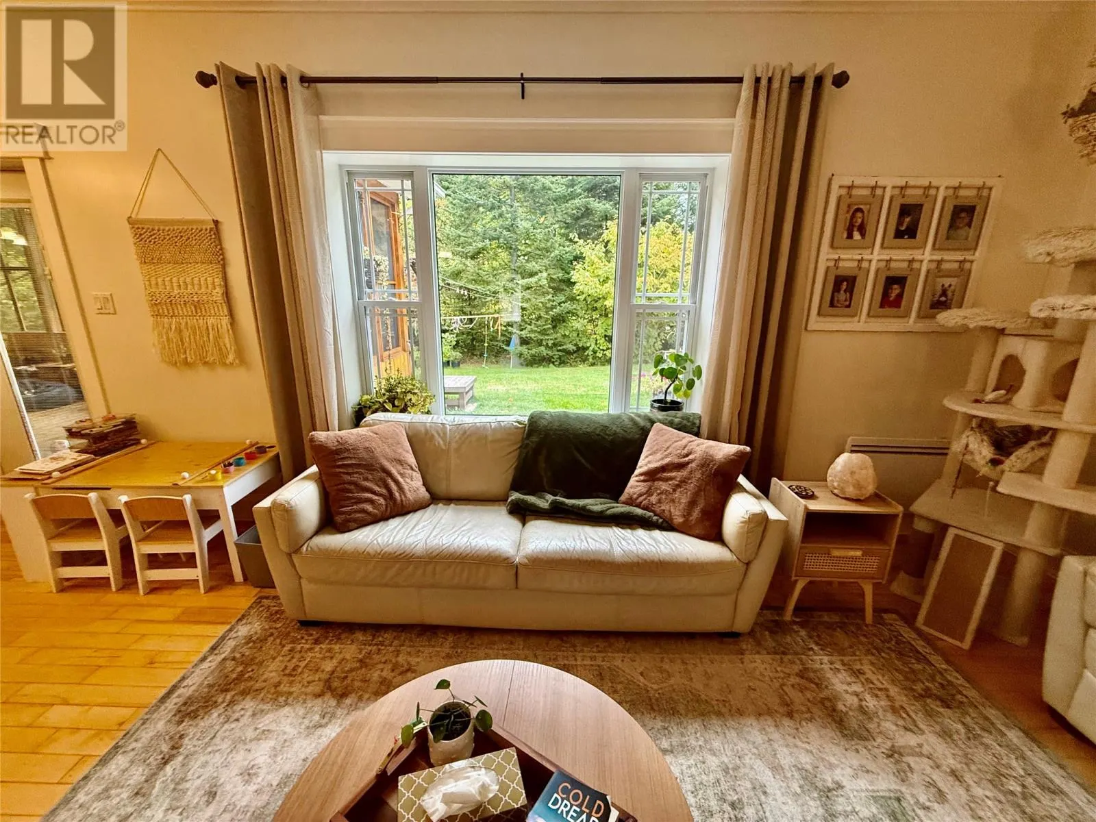 2A Riverside Drive