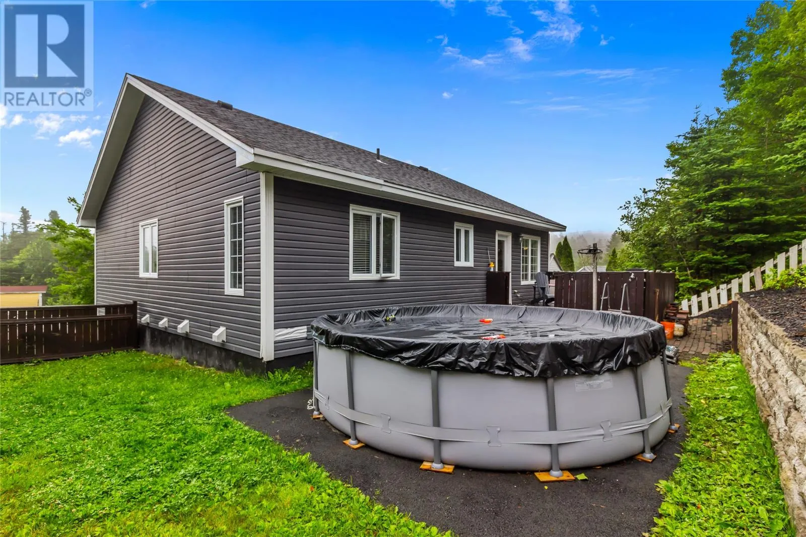 11 Whelans Crescent