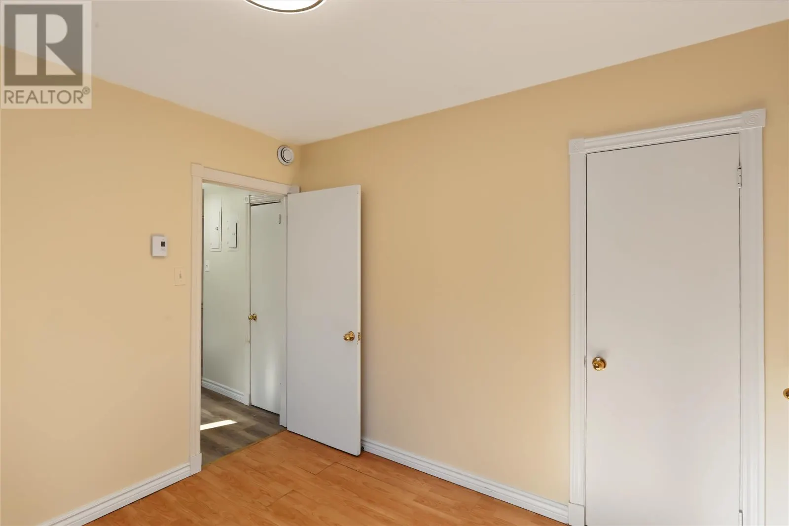 83 Viking Road