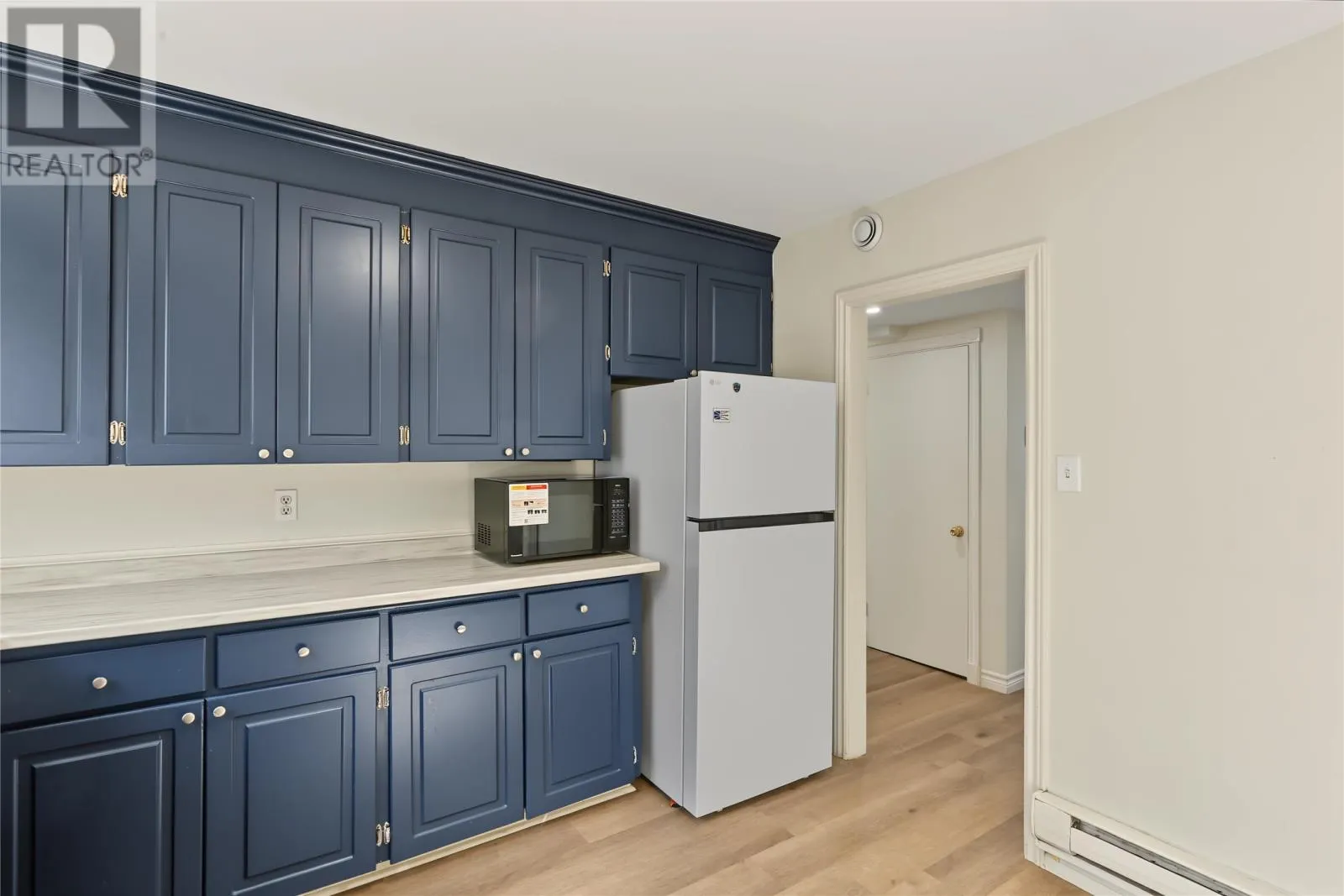 83 Viking Road