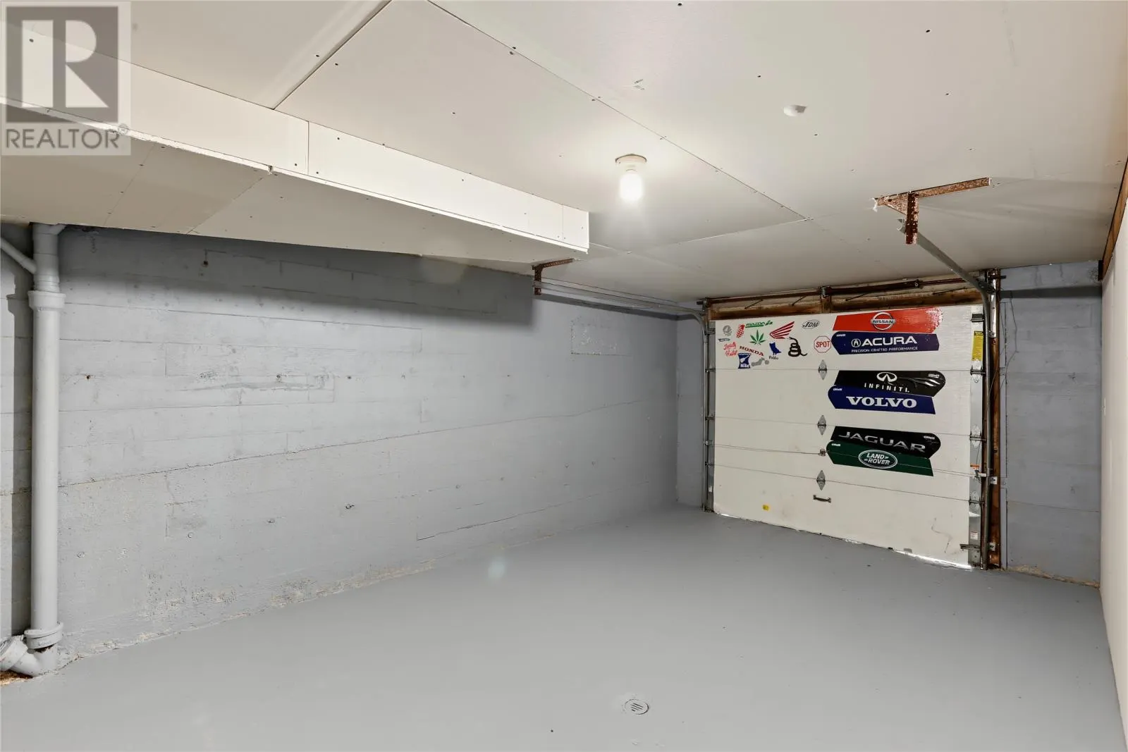 83 Viking Road