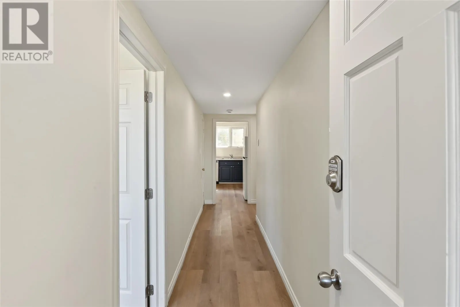 83 Viking Road