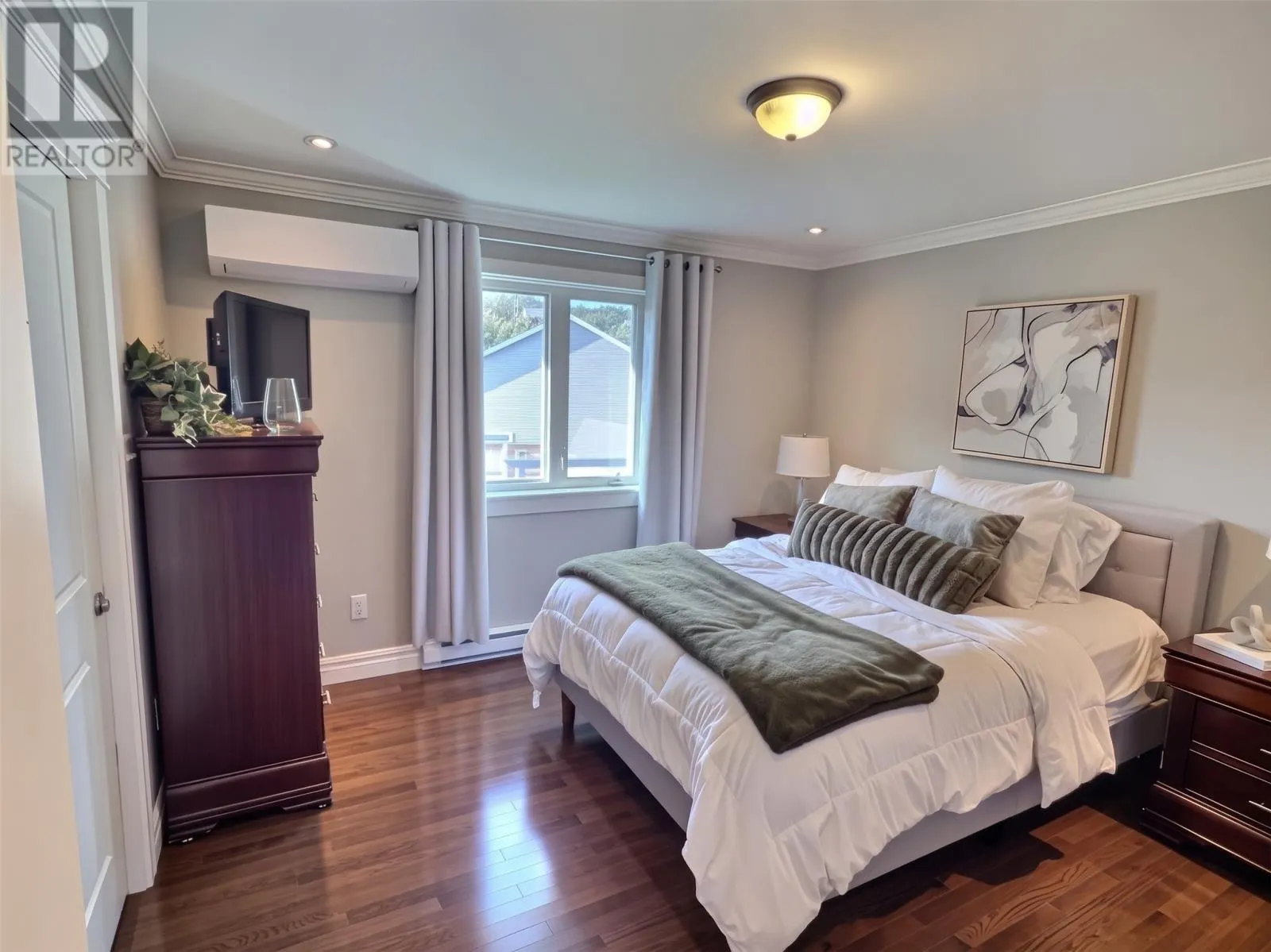 22 Riverdale Drive
