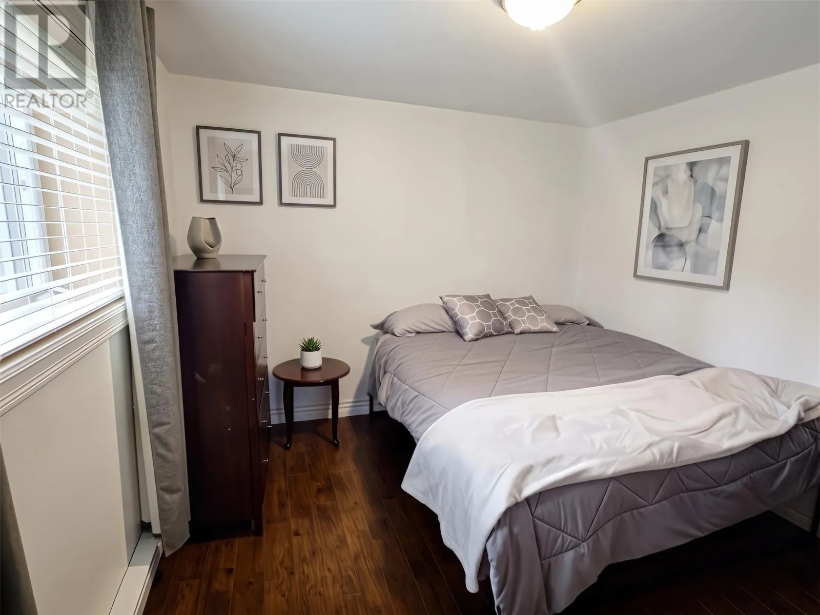 22 Riverdale Drive