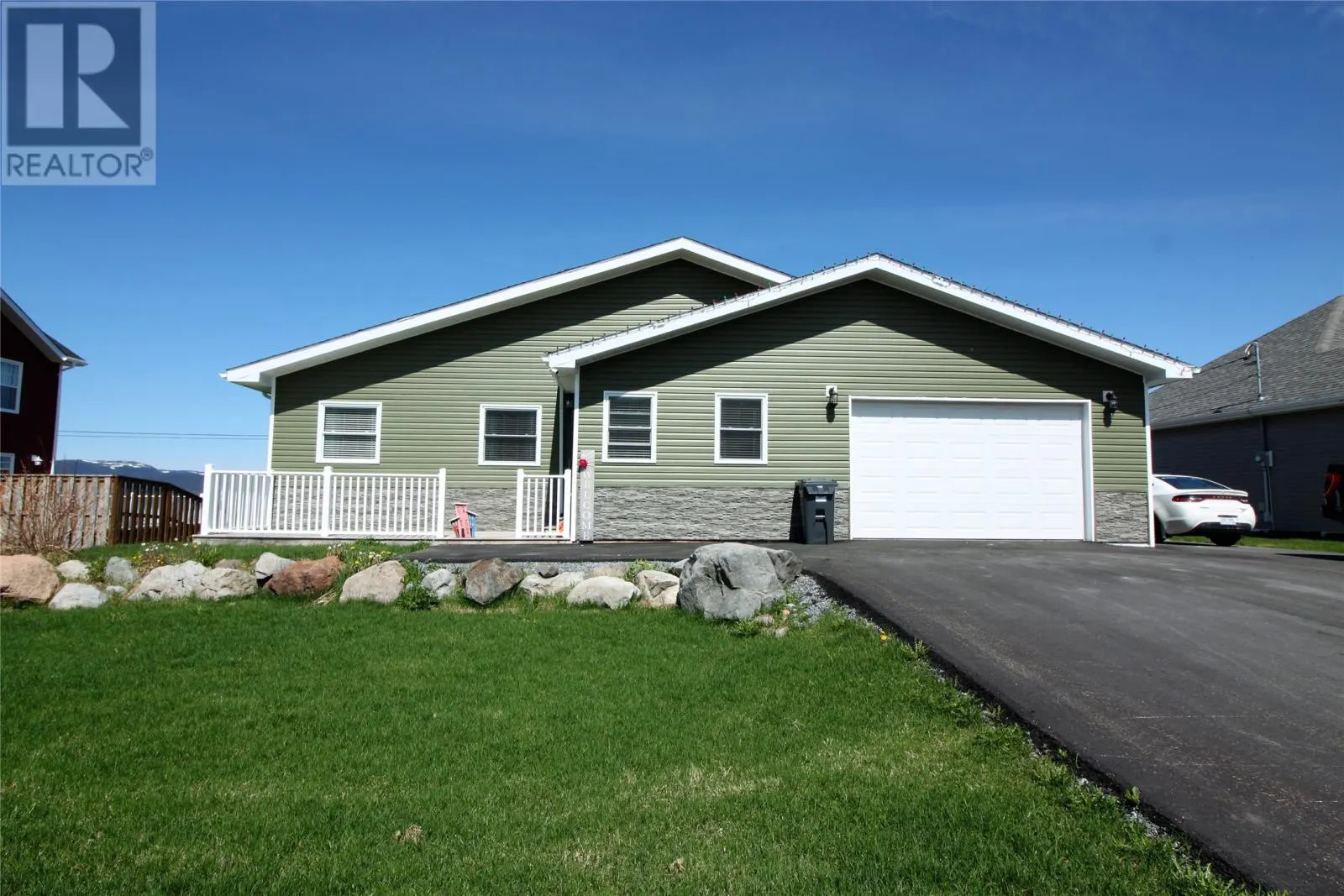 9 Rose Drive