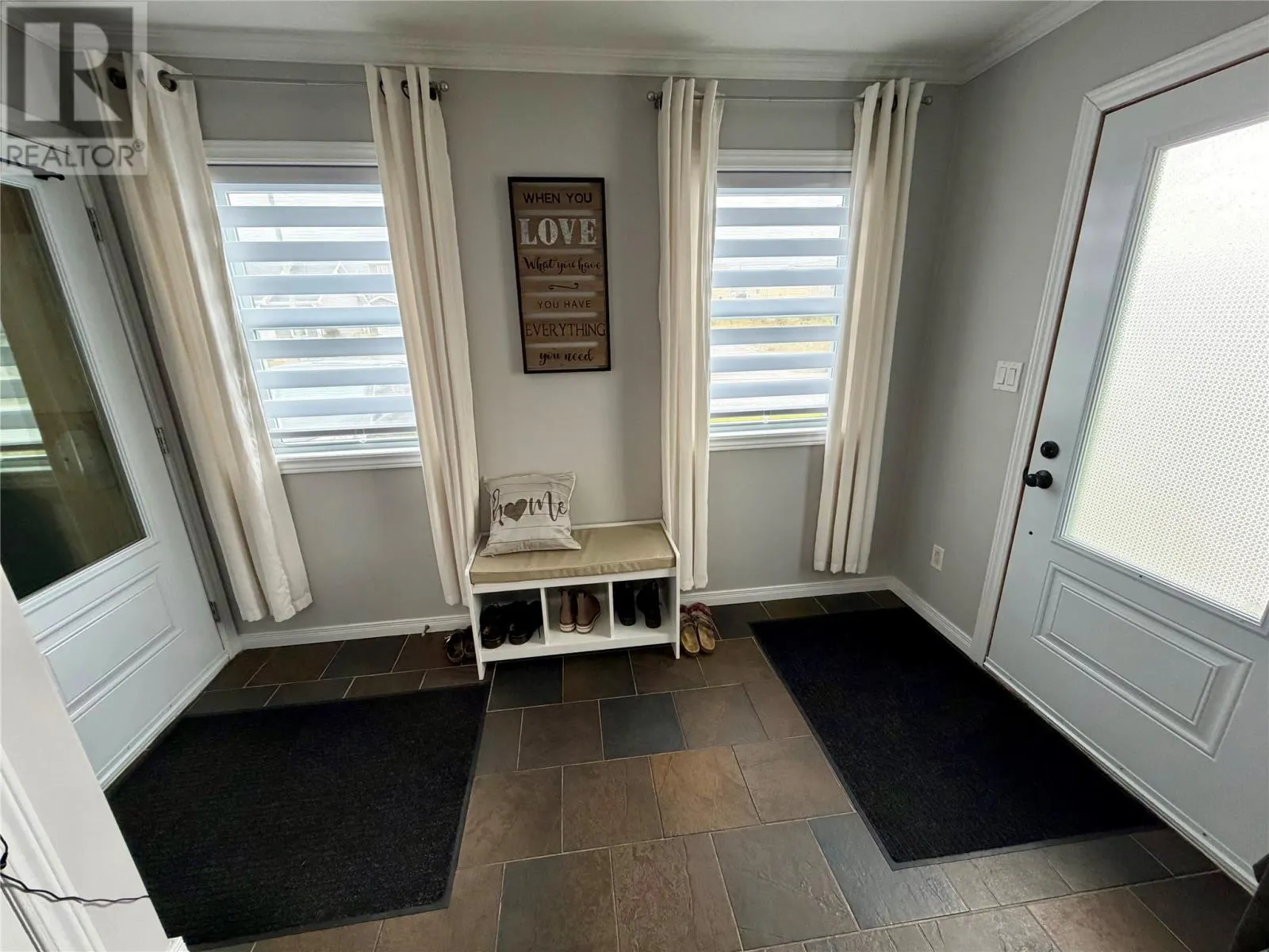 9 Rose Drive