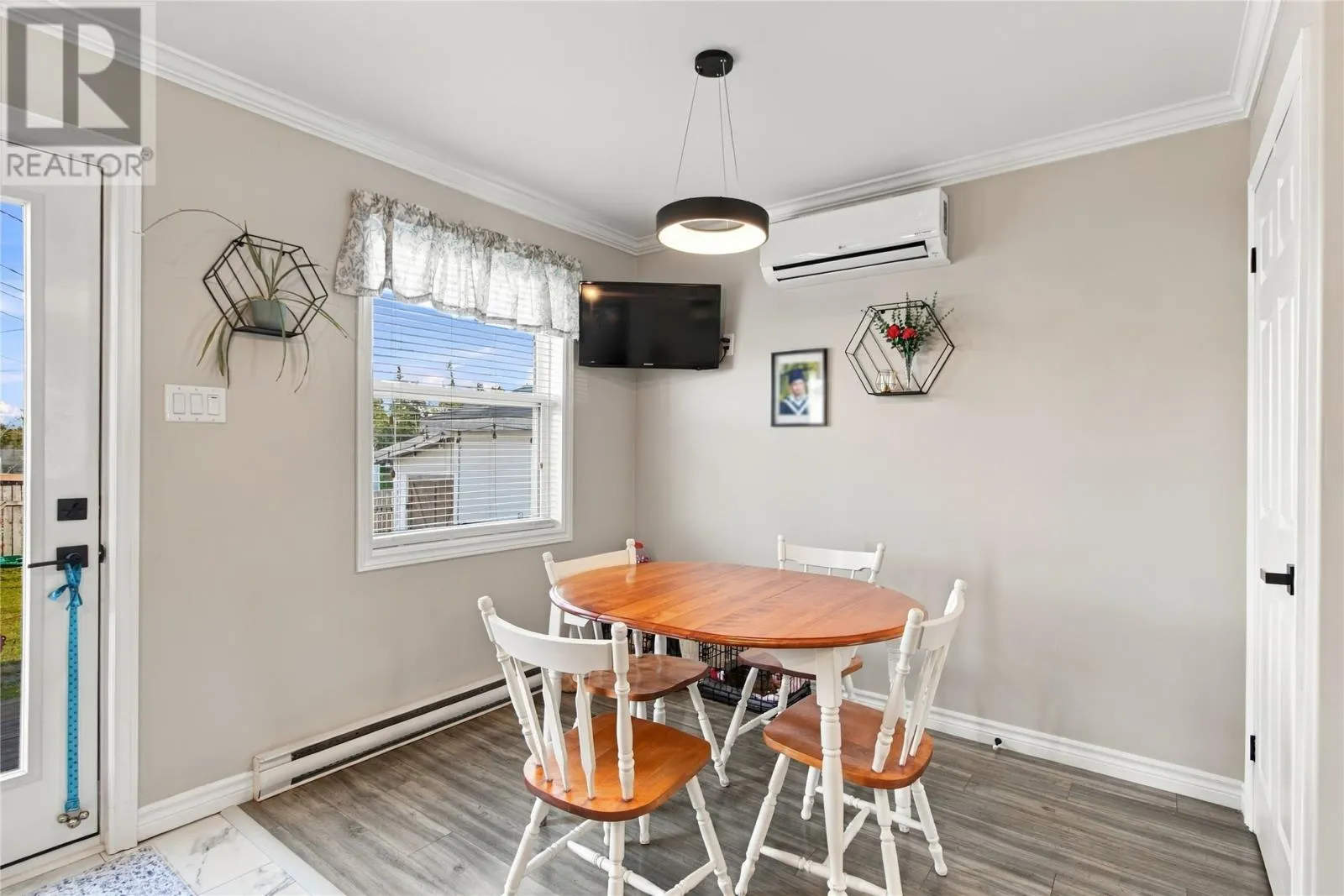 64 Sprucedale Drive