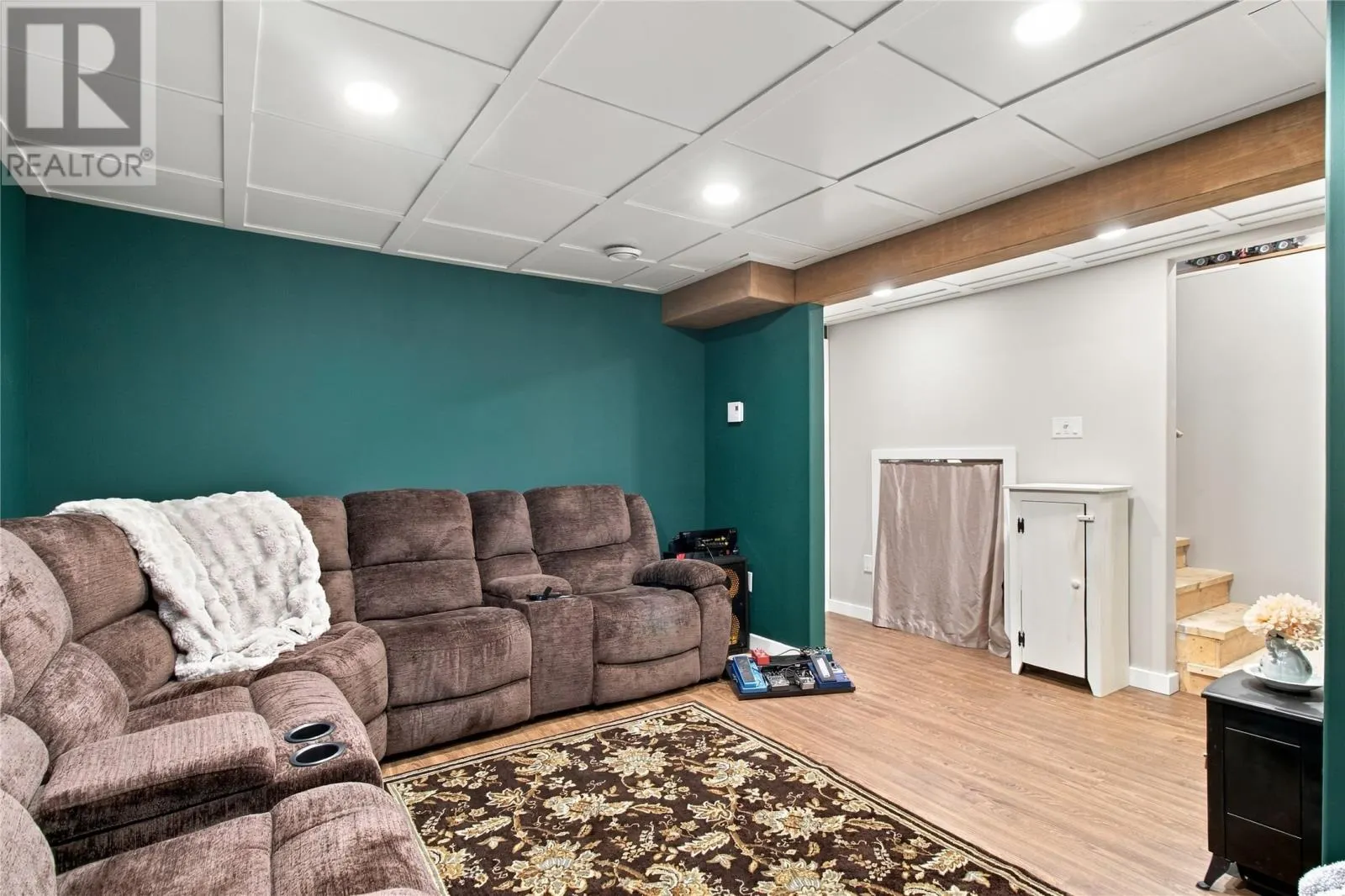 64 Sprucedale Drive