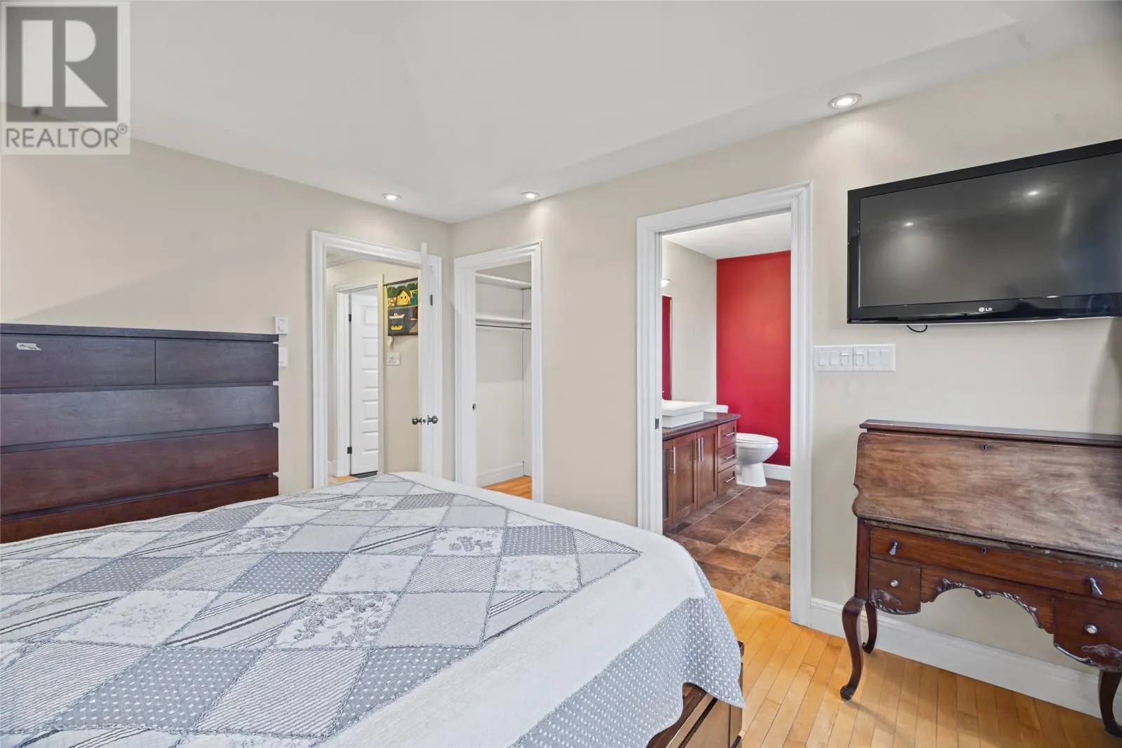 28 Lions Crescent Unit#11 #11
